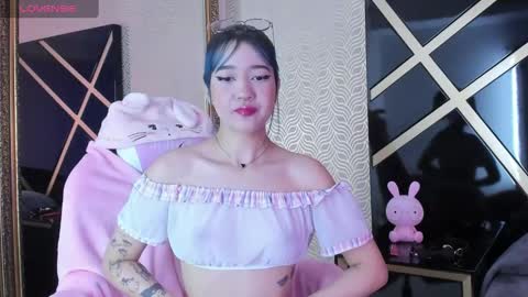 Snapshot of lilithcary chatting on December 20, 2024, 8:23 pm Lilith online show from December 20, 2024, 8:23 pm