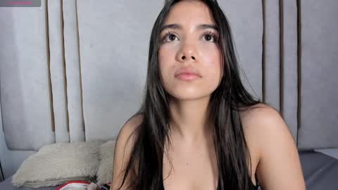 Snapshot of lilithdry chatting on May 17, 2026, 1:25 am Lilith online show from May 17, 2026, 1:25 am