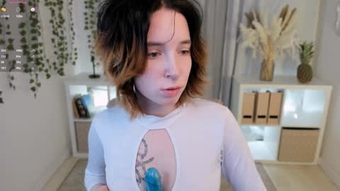 Snapshot of lilithlunna chatting on January 26, 2025, 1:41 am Lilith online show from January 26, 2025, 1:41 am