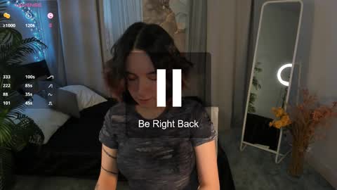 Snapshot of lilithlunna chatting on February 25, 2025, 4:31 pm Lilith online show from February 25, 2025, 4:31 pm