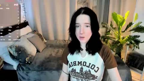 Snapshot of lilithlunna chatting on November 11, 2025, 3:01 pm Lilith online show from November 11, 2025, 3:01 pm