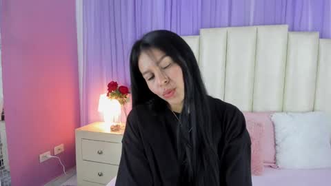 Lilith  online show from December 19, 2024, 5:07 am