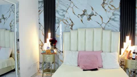 Lilith  online show from October 22, 2025, 4:57 am