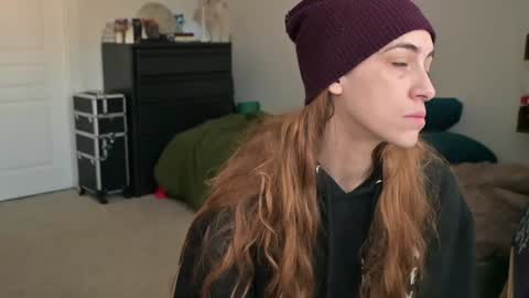 L online show from December 9, 2024, 4:05 pm