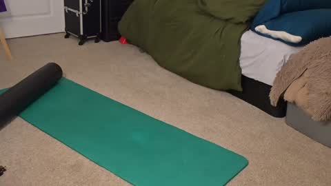 L online show from December 9, 2024, 10:09 pm