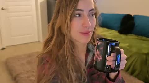 L online show from February 20, 2025, 2:18 am