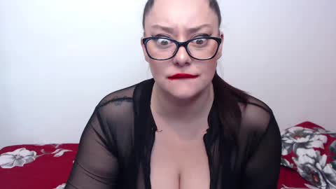 LILITHSERENDIPITY online show from January 10, 2025, 6:09 am