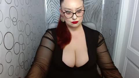 LILITHSERENDIPITY online show from May 27, 2026, 3:31 pm