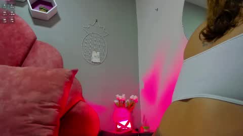 lilithsmith__ online show from February 12, 2025, 11:07 am