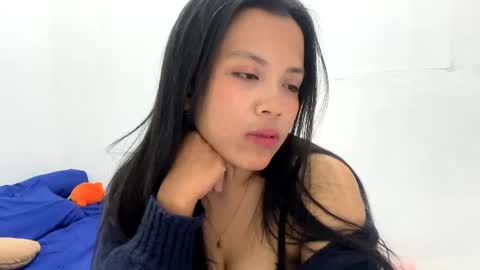 LiliyanaS online show from April 29, 2026, 1:26 pm