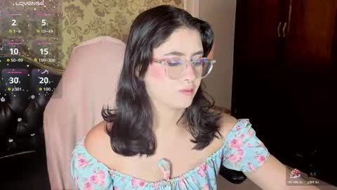 Snapshot of lillianderson chatting on April 19, 2026, 11:53 am lillianderson - Next stream start at 0700hs GTM-3 online show from April 19, 2026, 11:53 am
