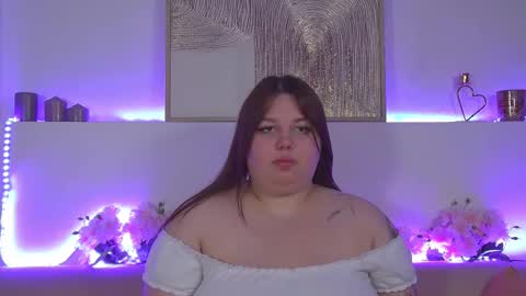 Snapshot of lillianhaig chatting on February 18, 2025, 4:04 am LillianHaig online show from February 18, 2025, 4:04 am