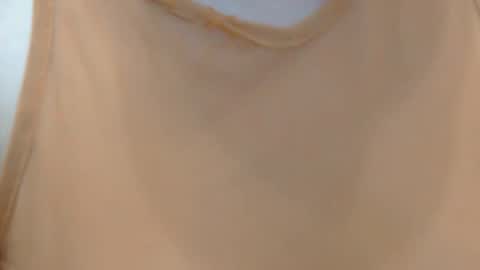 Lilu online show from November 4, 2025, 8:52 pm