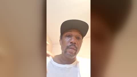 lillokey1 online show from June 15, 2026, 1:41 am