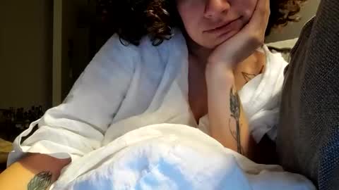 Lilly online show from November 12, 2025, 12:11 am