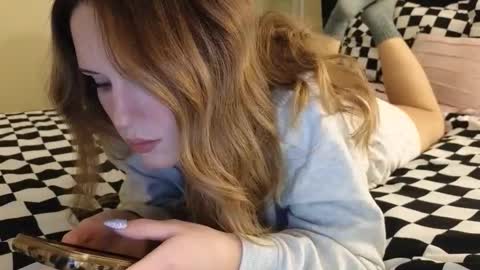lilly_adams88 online show from May 27, 2026, 1:13 am