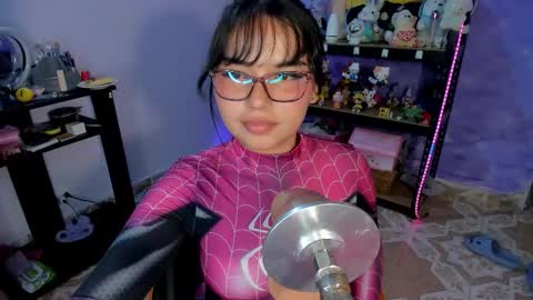 Snapshot of lilly_kinky chatting on September 12, 2025, 2:55 am Lilly online show from September 12, 2025, 2:55 am