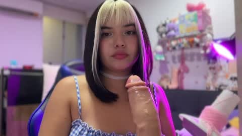 Snapshot of lilly_kinky chatting on March 15, 2026, 11:55 pm Lilly online show from March 15, 2026, 11:55 pm