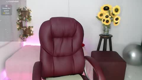 Lilly online show from March 1, 2026, 1:02 pm