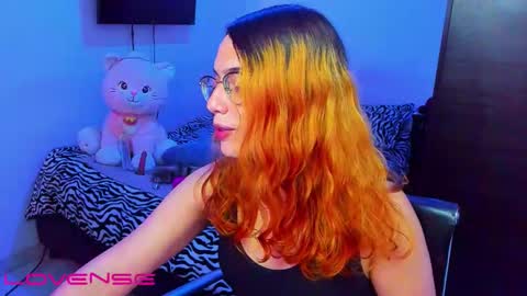 Lilly3 online show from February 1, 2026, 8:51 pm