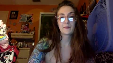 Snapshot of lillylushabae chatting on January 9, 2026, 11:50 pm hi guys im back on here 3 online show from January 9, 2026, 11:50 pm