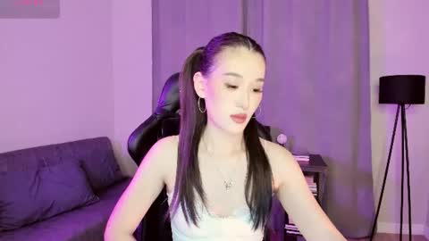 Snapshot of lillymighty chatting on June 29, 2026, 5:13 pm Lilly online show from June 29, 2026, 5:13 pm