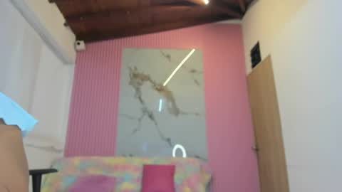 Snapshot of lillyy16 chatting on April 13, 2026, 11:05 am lillyy16 online show from April 13, 2026, 11:05 am