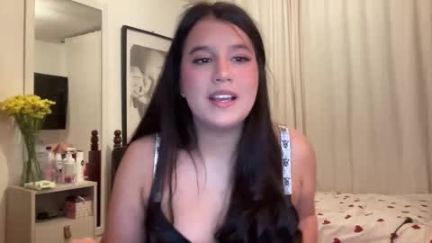 lilprincessxoxo_ online show from February 8, 2026, 5:33 am