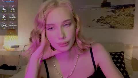 Snapshot of lilpupsonish chatting on March 11, 2025, 2:21 am Jesse and Grace online show from March 11, 2025, 2:21 am