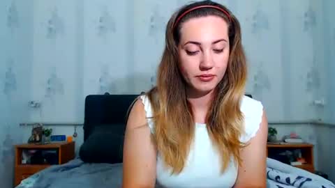 Snapshot of lilu_cute25 chatting on June 24, 2026, 8:41 pm lilu_cute25 online show from June 24, 2026, 8:41 pm
