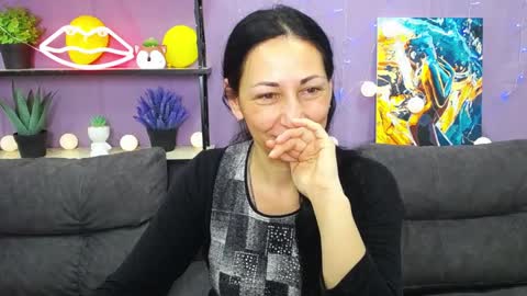 lilugrants online show from January 23, 2025, 11:15 pm