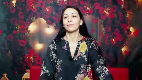 lilugrants online show from February 21, 2025, 1:55 am