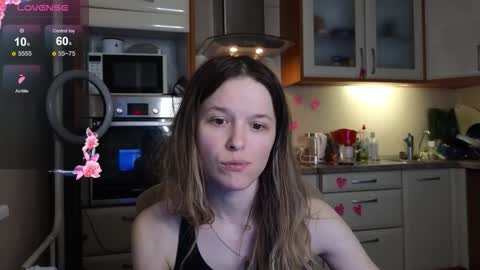 lily_and_jake online show from February 16, 2026, 11:17 am