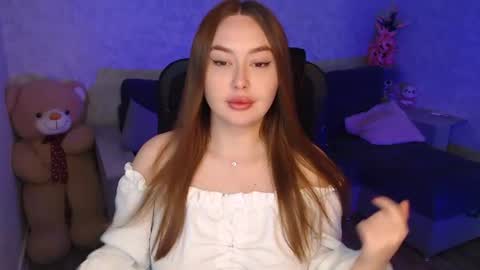 lily_baker_ online show from July 15, 2026, 8:19 am