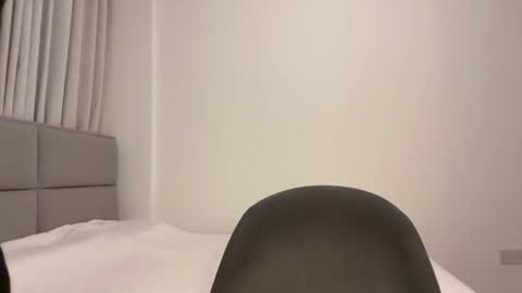 Snapshot of lily_bunnyy chatting on June 27, 2026, 10:59 pm Lily online show from June 27, 2026, 10:59 pm