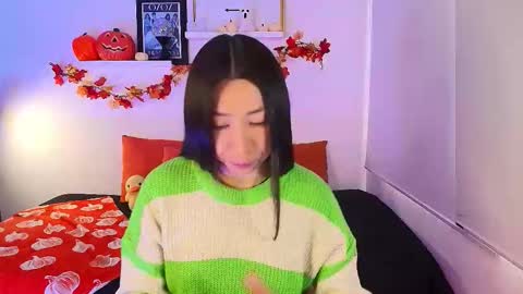 just lily online show from November 3, 2025, 9:48 pm