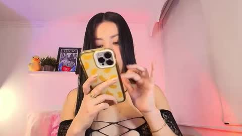 just lily online show from February 9, 2026, 11:20 pm