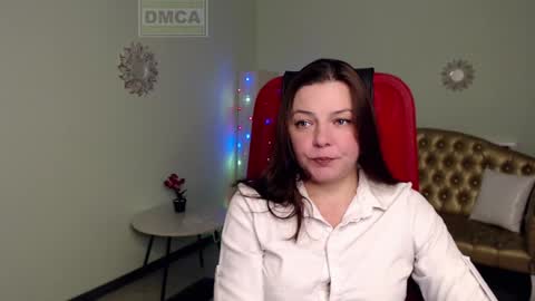 Snapshot of lily_flower7_ chatting on December 11, 2024, 5:00 am Lily online show from December 11, 2024, 5:00 am
