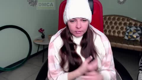 Snapshot of lily_flower7_ chatting on January 22, 2025, 4:34 am Lily online show from January 22, 2025, 4:34 am