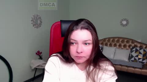 Snapshot of lily_flower7_ chatting on February 6, 2025, 4:10 am Lily online show from February 6, 2025, 4:10 am