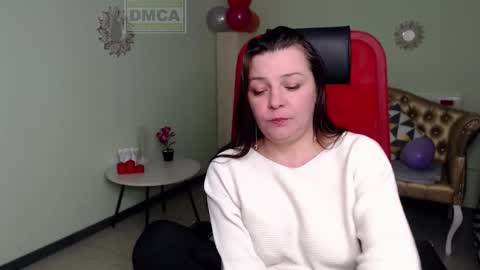 Snapshot of lily_flower7_ chatting on February 20, 2025, 11:09 am Lily online show from February 20, 2025, 11:09 am