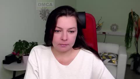 Snapshot of lily_flower7_ chatting on October 16, 2025, 6:03 am Lily online show from October 16, 2025, 6:03 am