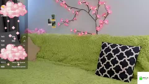 Lily online show from June 28, 2026, 8:09 am