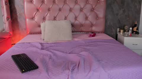 Snapshot of lily_rose0 chatting on February 27, 2026, 7:58 pm lily_rose0 online show from February 27, 2026, 7:58 pm