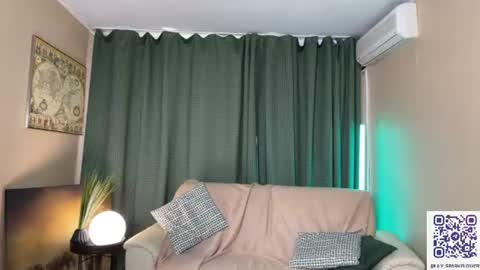 Lily Spark online show from June 19, 2026, 1:21 am
