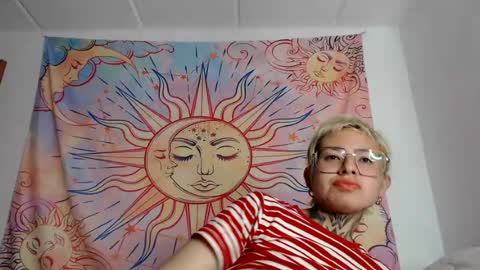 Snapshot of lilyadamsc chatting on June 20, 2026, 4:59 am Lily online show from June 20, 2026, 4:59 am