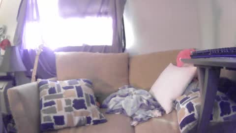 lilybvixen online show from October 18, 2025, 2:07 pm