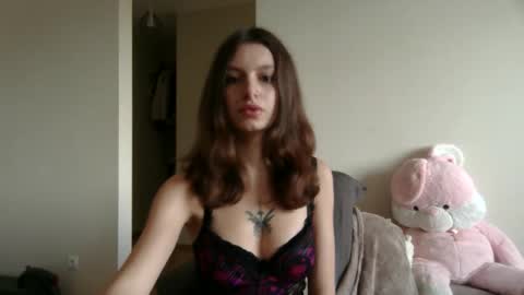 lilycandy_ online show from October 20, 2025, 10:05 am