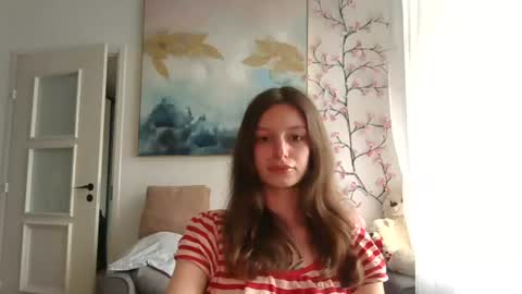 lilycandy_ online show from June 15, 2026, 11:01 am