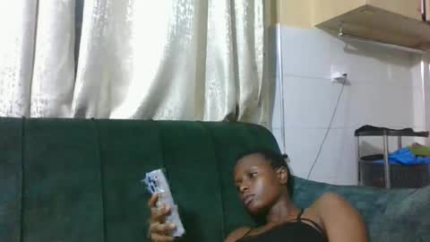 lilycute19 online show from February 12, 2026, 11:00 pm